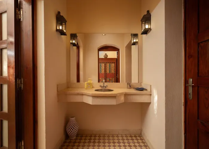 Beit El Mona Sanctuary - Sea & Boutique Front فيلة