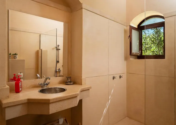 فيلة Beit El Mona Sanctuary - Sea & Boutique Front