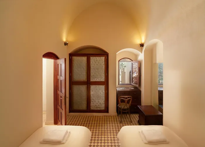 Beit El Mona Sanctuary - Sea & Boutique Front