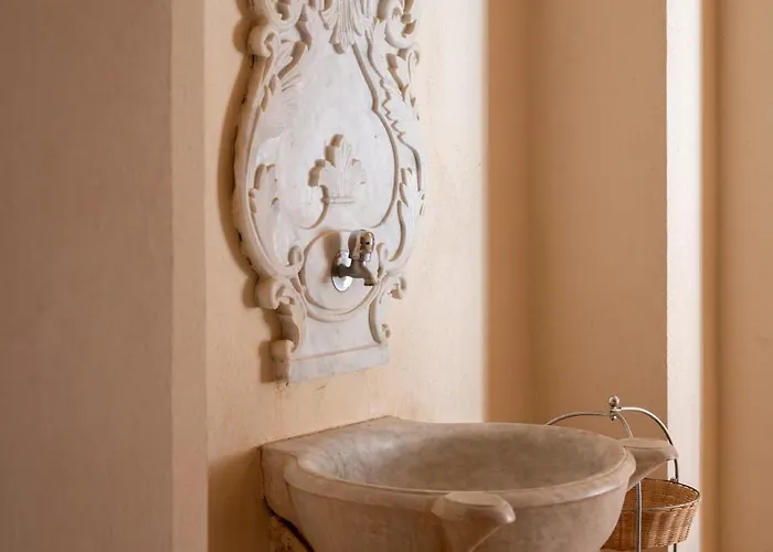Beit El Mona Sanctuary - Sea & Boutique Front فيلة *