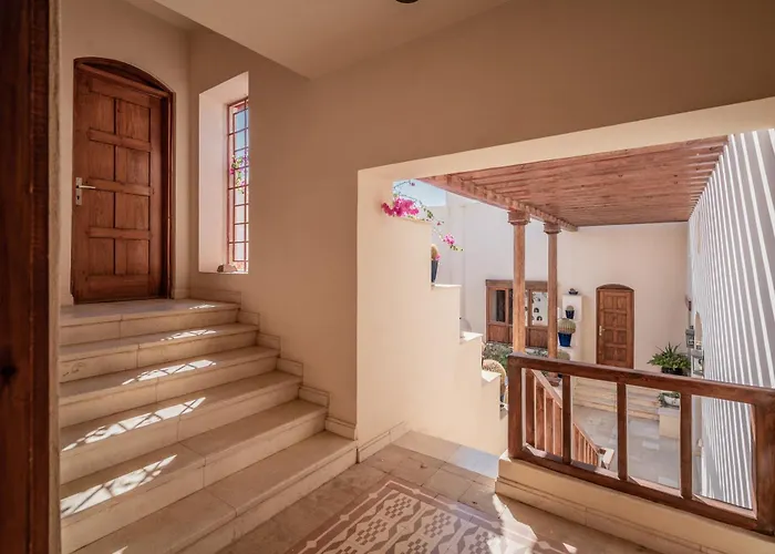 Beit El Mona Sanctuary - Sea & Boutique Front فيلة *